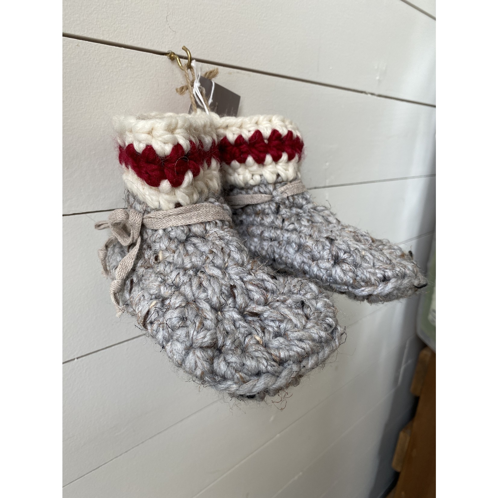 I'm In The Loop Sheepskin Slippers Toddler 7
