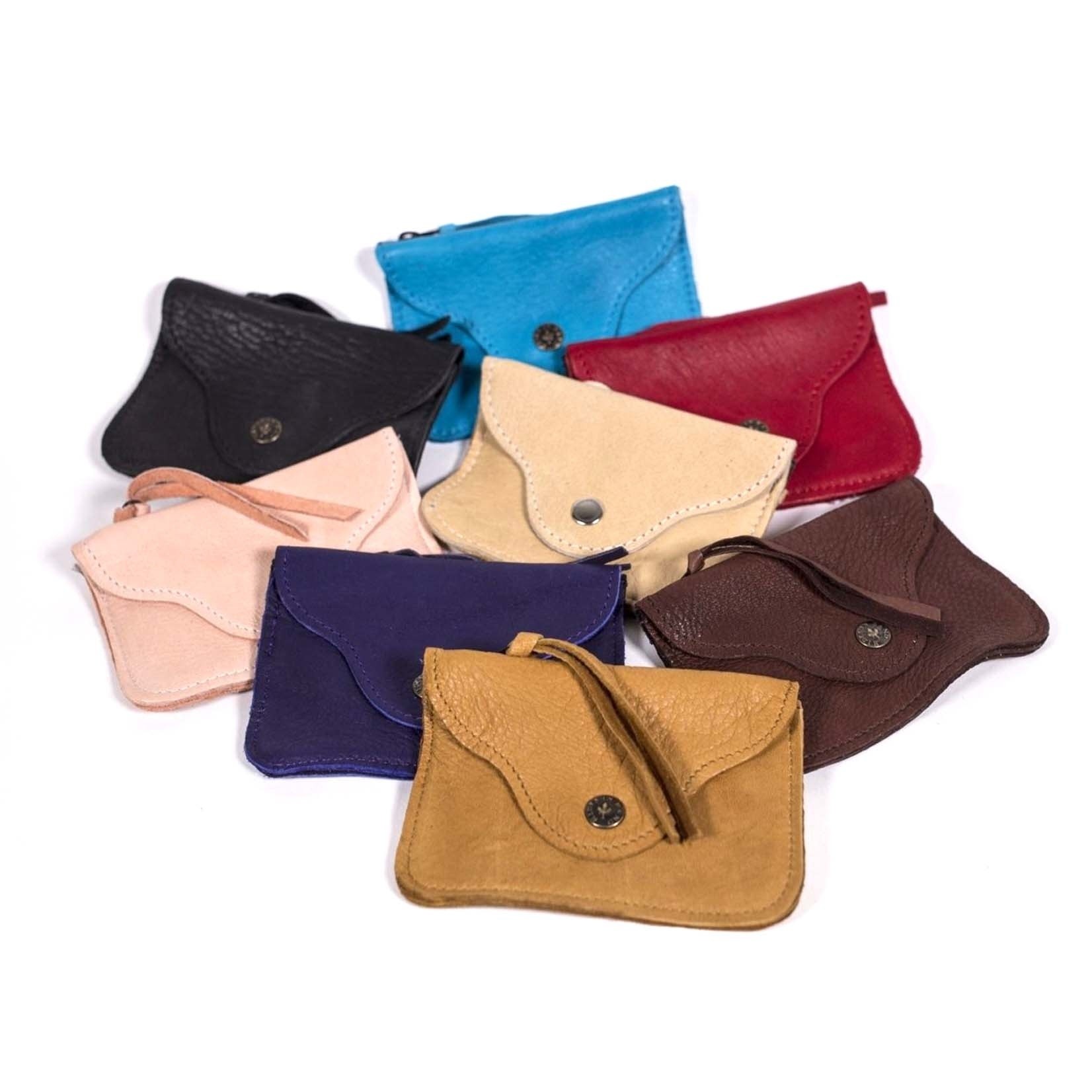 Hides in Hand Coin Purses with Zipper & Snap