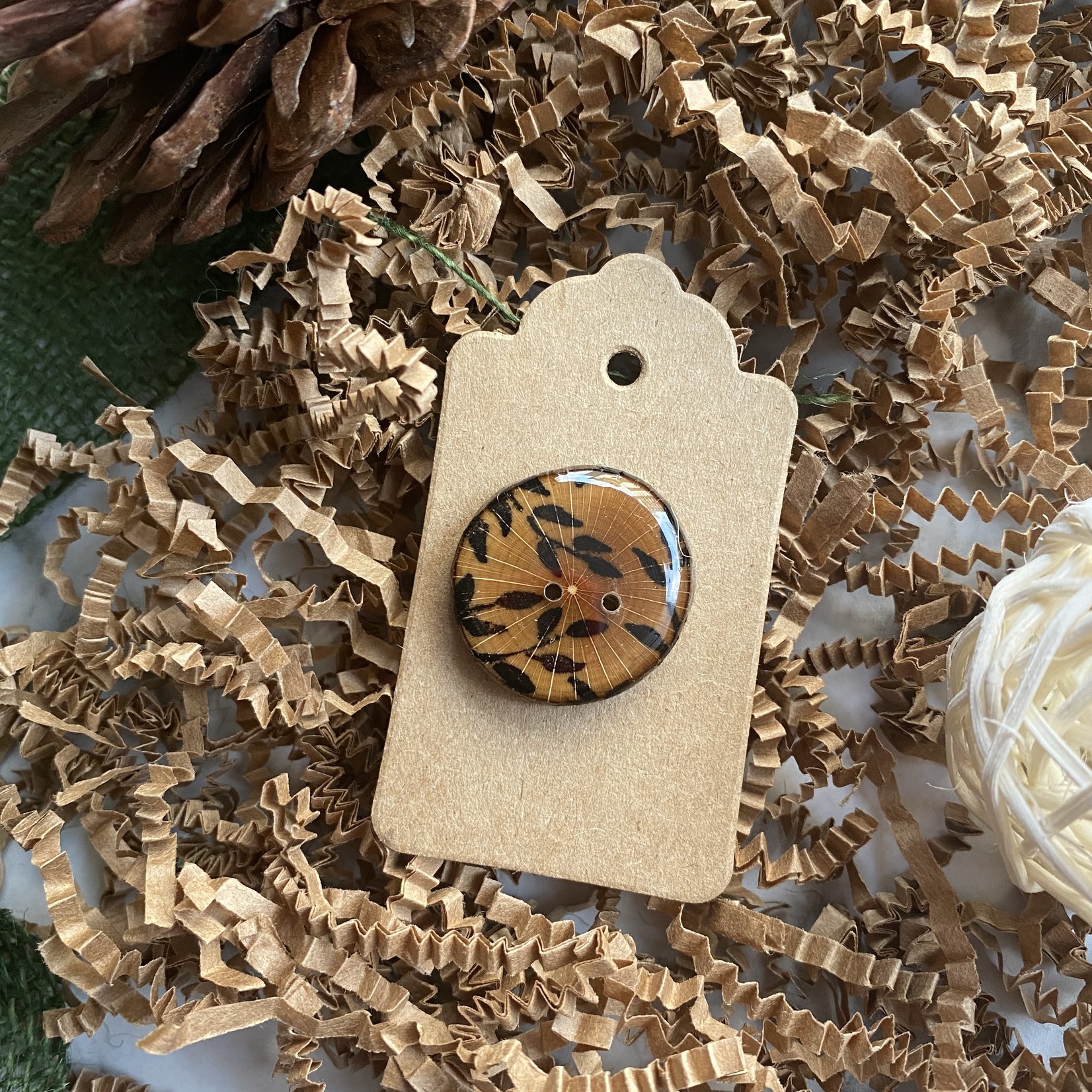 Rose Lafleur Handmade Wood Button - Petite Étincelle