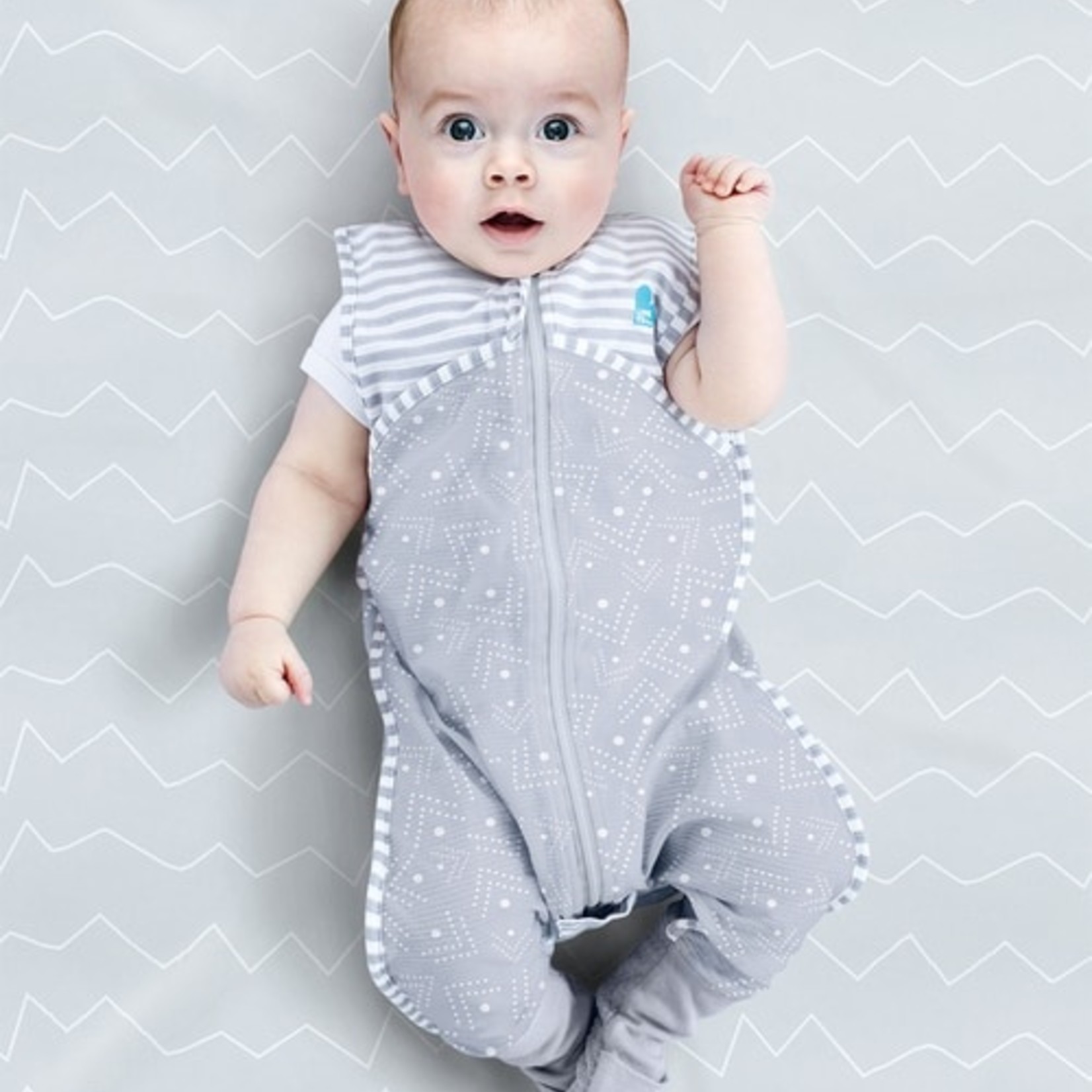 Love To Dream SLEEP SUIT 0.2 T-Grey Spots and Arrows