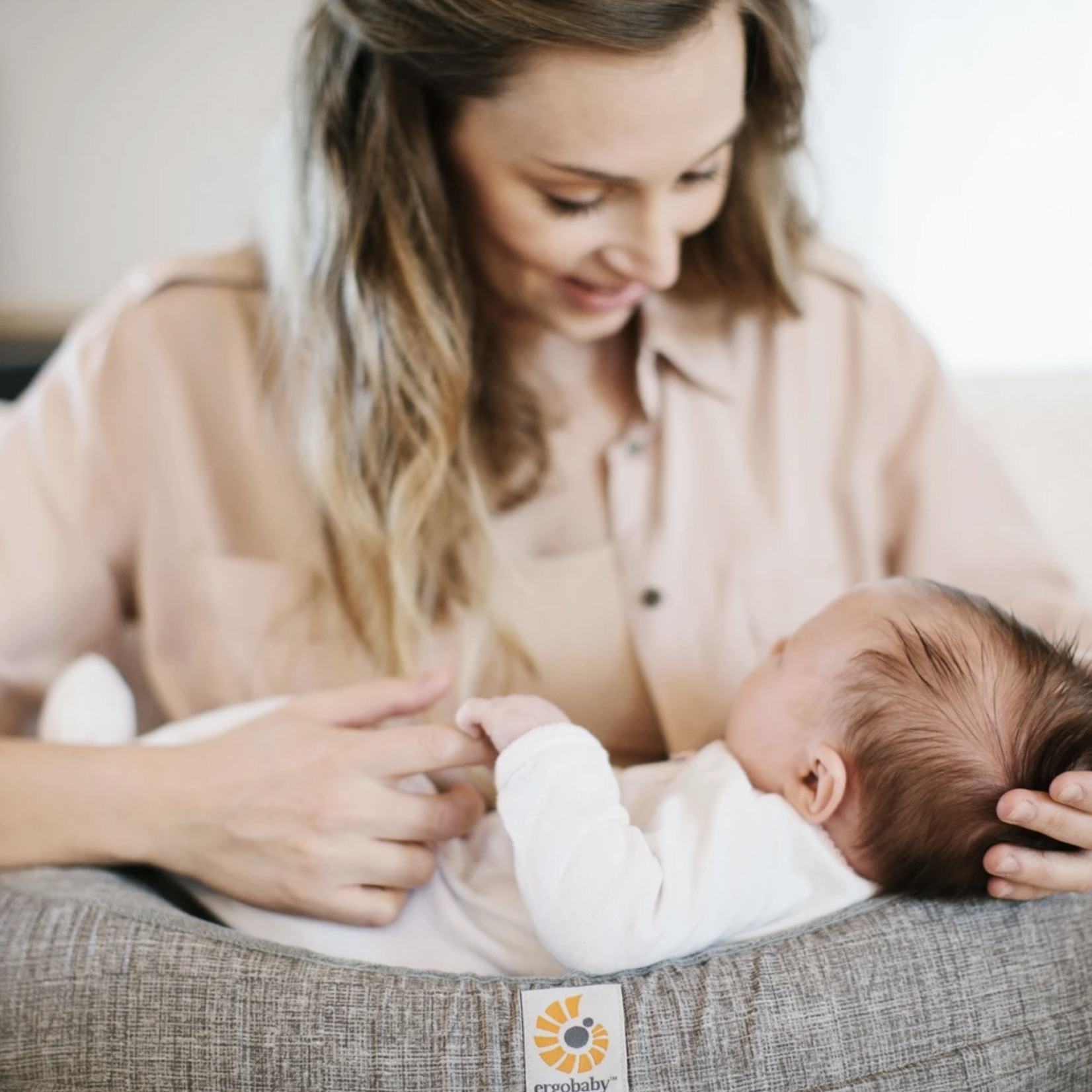 ERGOBABY Natural Curve Nursing Pillow - Heathered Grey