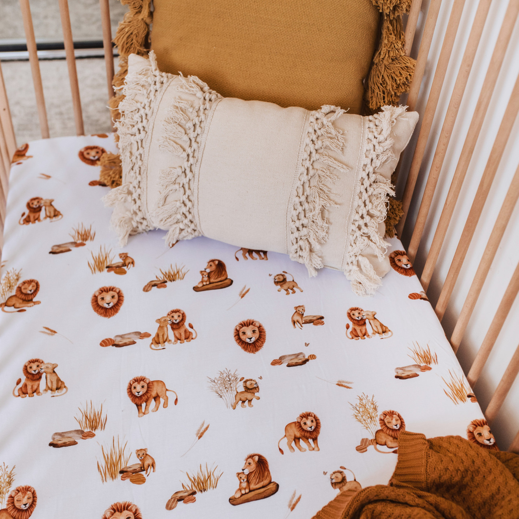 Snuggle Hunny Fitted Cot Sheet-Lion