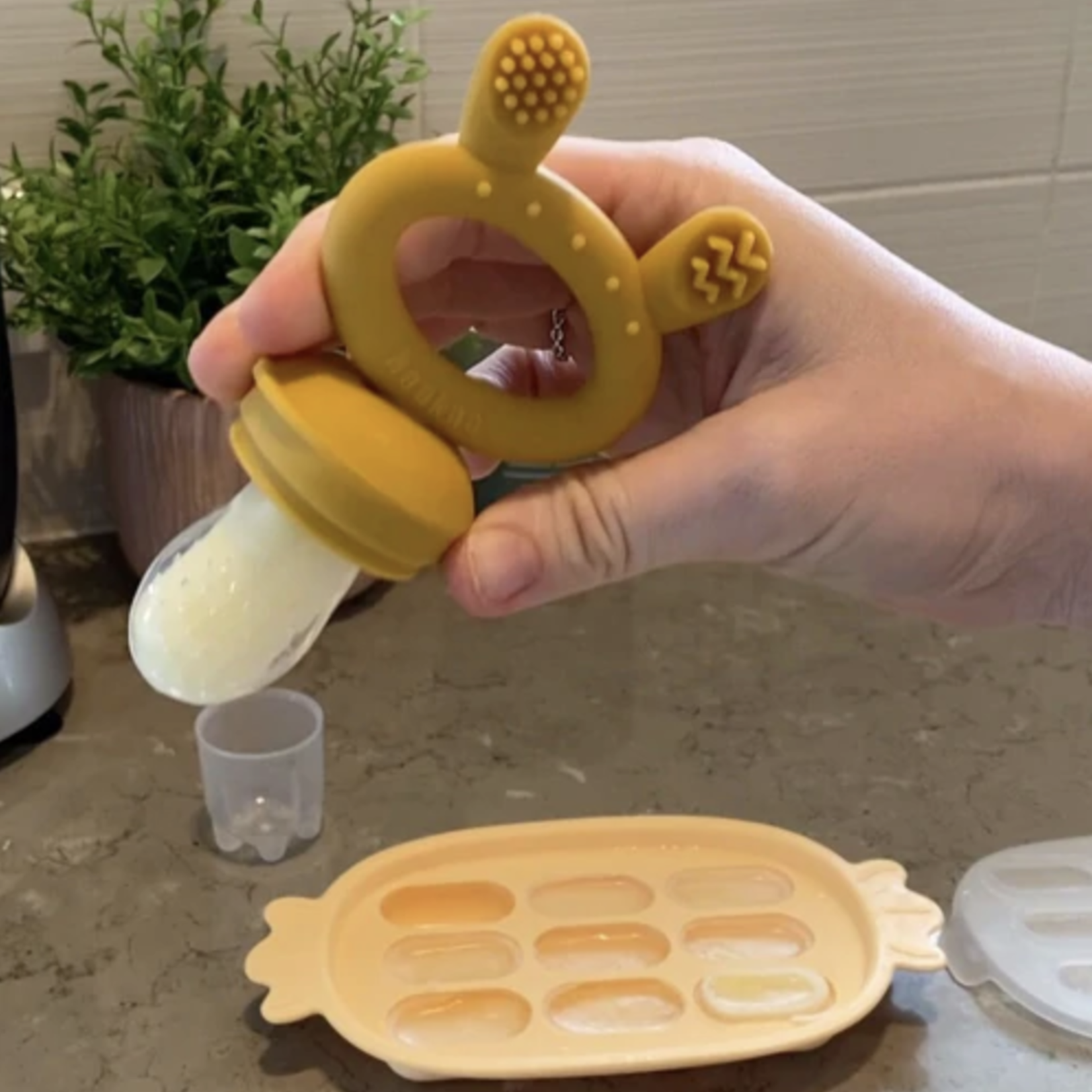 Haakaa Silicone Nibble Tray-Banana