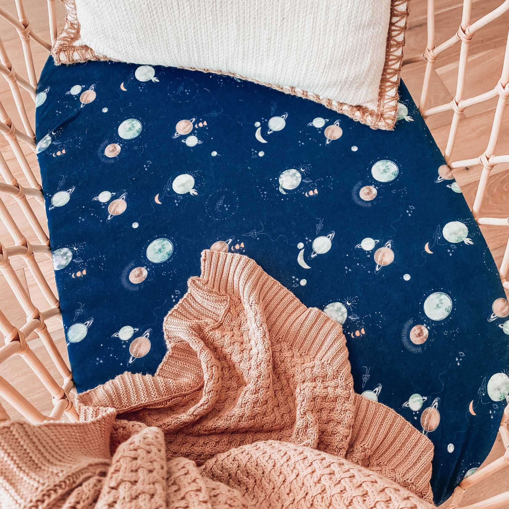 Snuggle Hunny Bassinet Sheet / Change Pad Cover-Milky Way