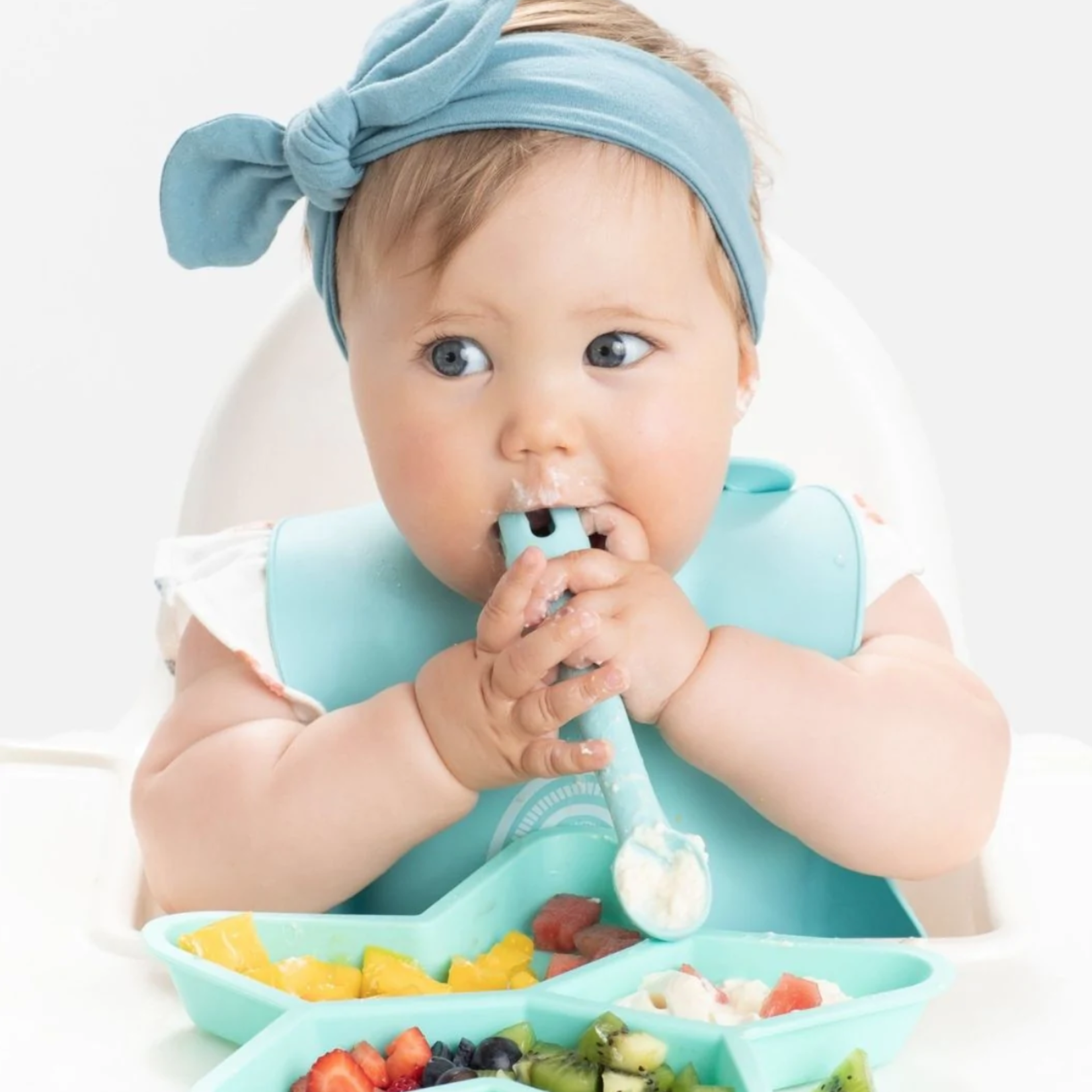 https://cdn.shoplightspeed.com/shops/638499/files/48041432/1652x1652x1/little-woods-silicone-baby-utensils-first-tensils.jpg