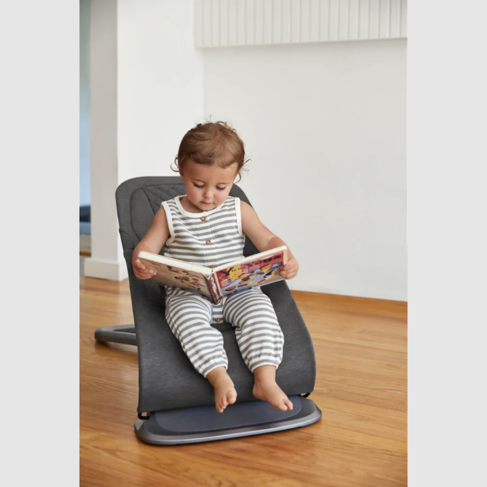 ERGOBABY EVOLVE 3 IN 1 BOUNCER - CHARCOAL GREY