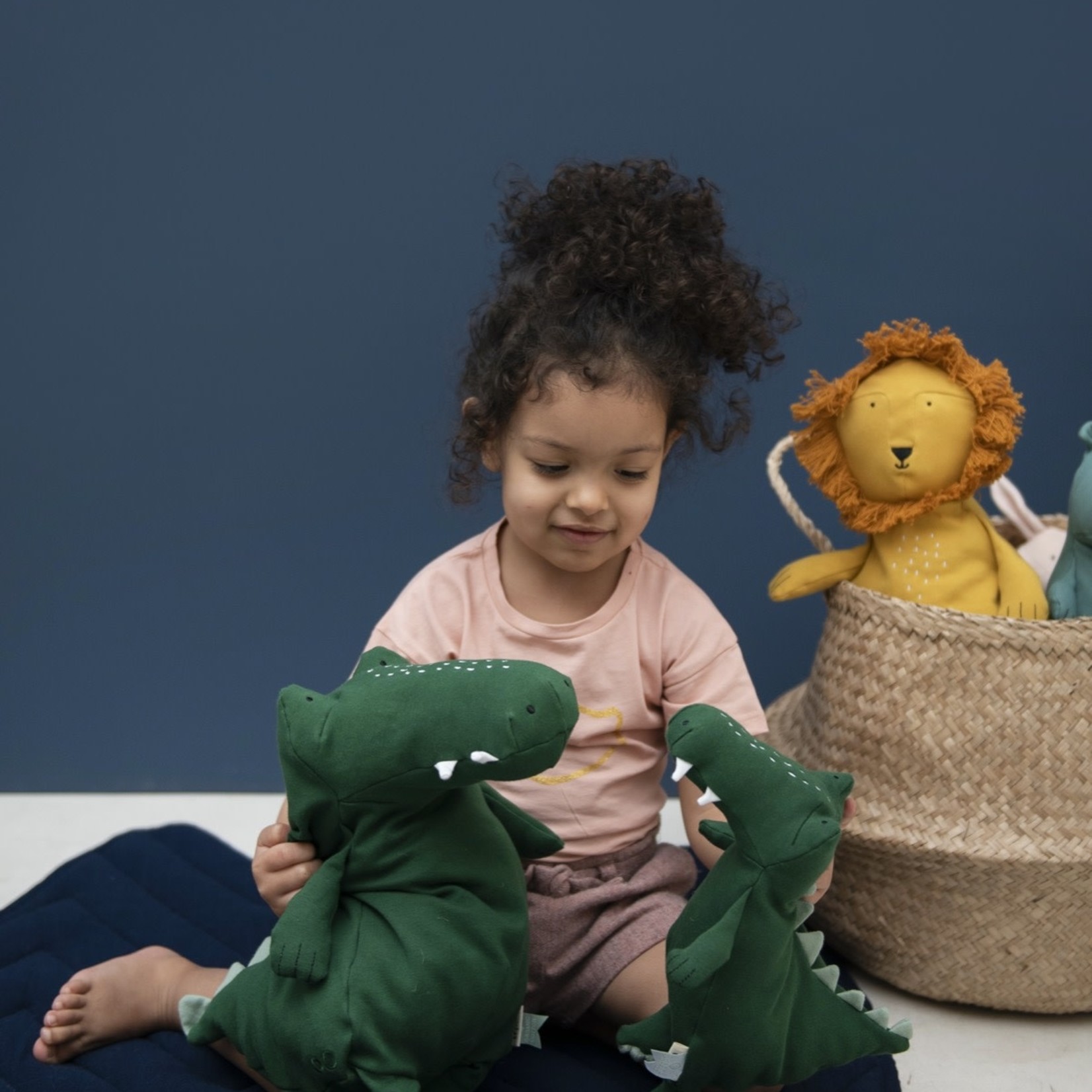 Trixie Plush toy large-Mr. Crocodile
