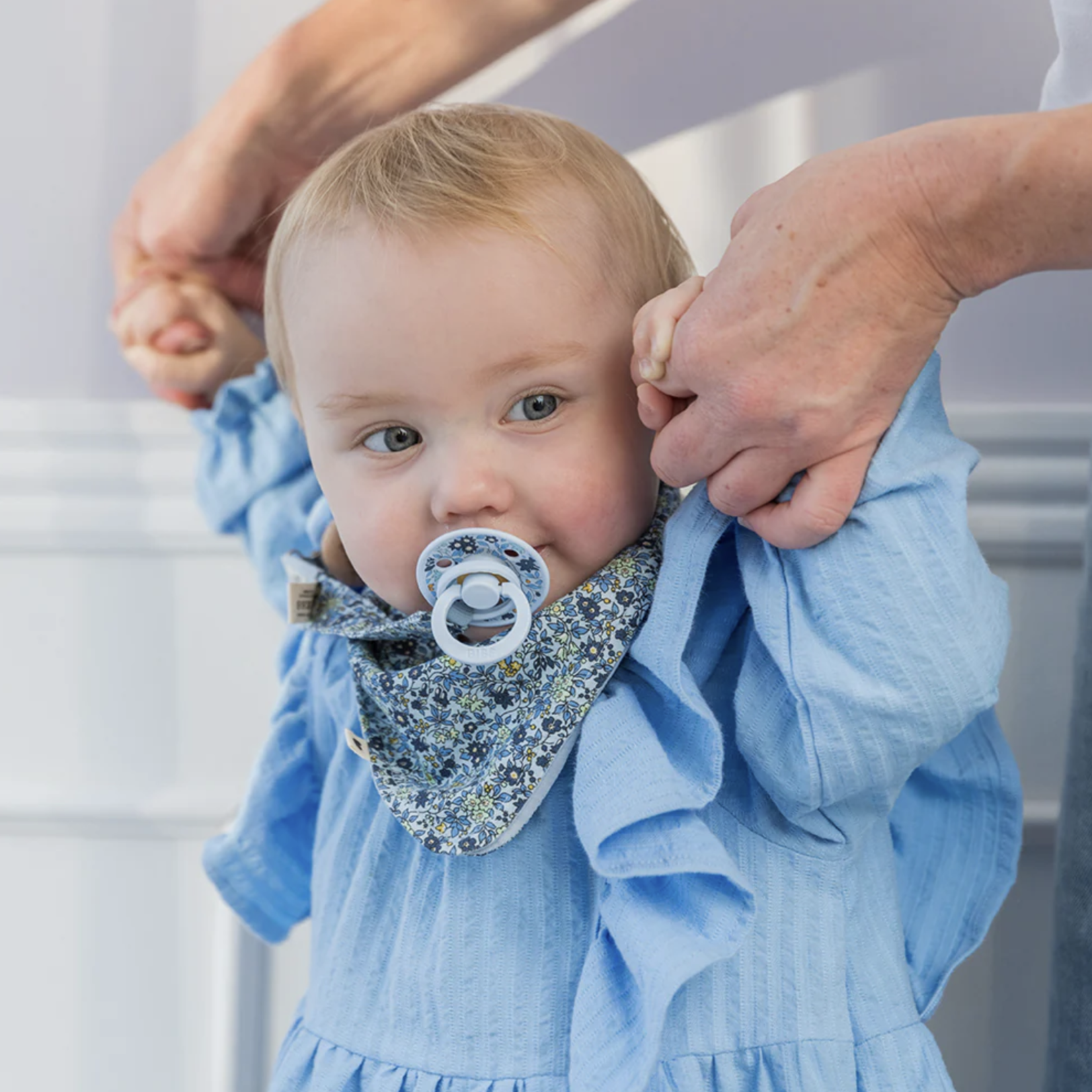 BIBS x LIBERTY Bandana Bib 1pack Fossil Grey