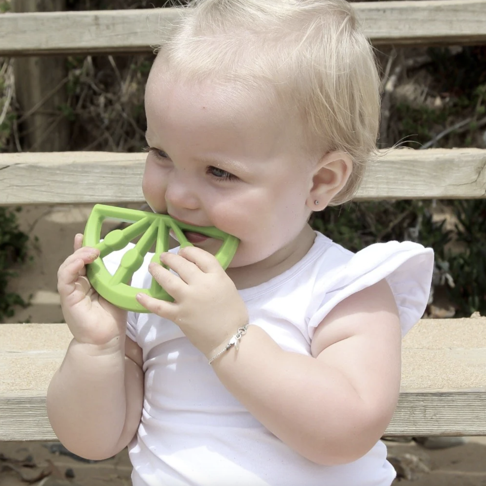 Little Woods CITRUS SILICONE TEETHER Pink Grapefruit
