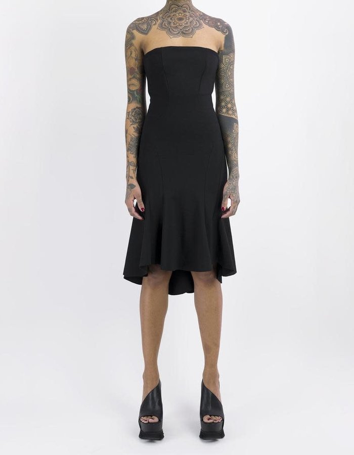 DAVIDS ROAD STRUCTURED STRAPLESS MIDI DRESS