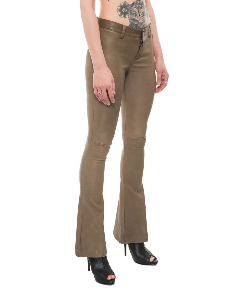 STRETCH LEATHER FLARE PANTS