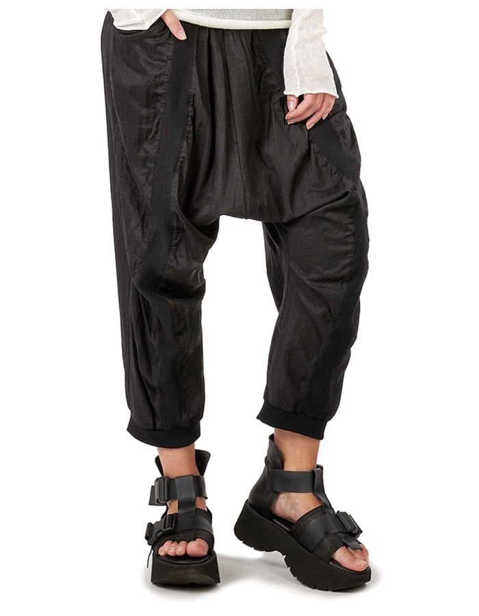 STUDIO B3 RUCHED COTTON GAUZE DROP CROTCH PANT - BLACK