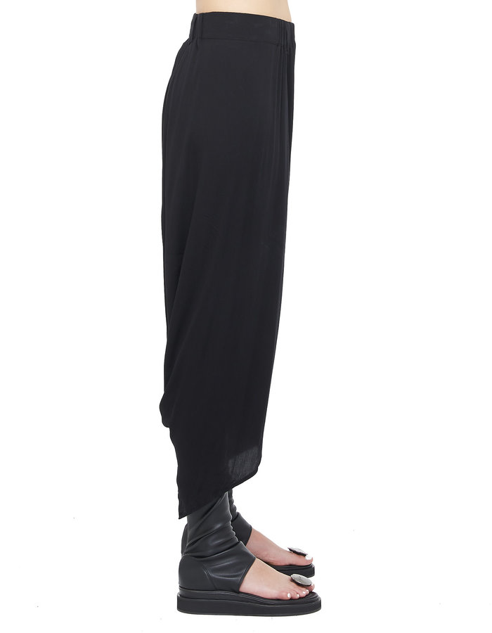 STUDIO B3 DRAPED VISCOSE HAREM PANTS - BLACK