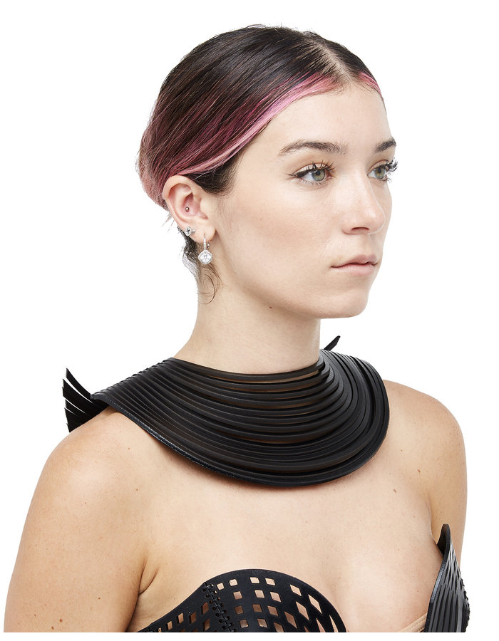 0770 SLIT LEATHER WINGED NECKLACE