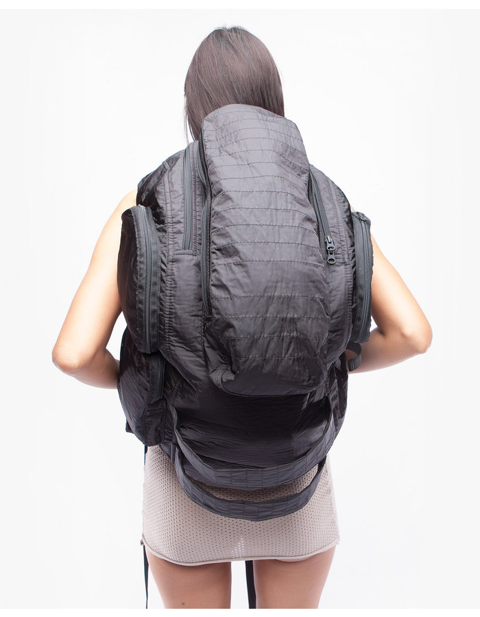 DEMOBAZA BACK PACK STAND OUT