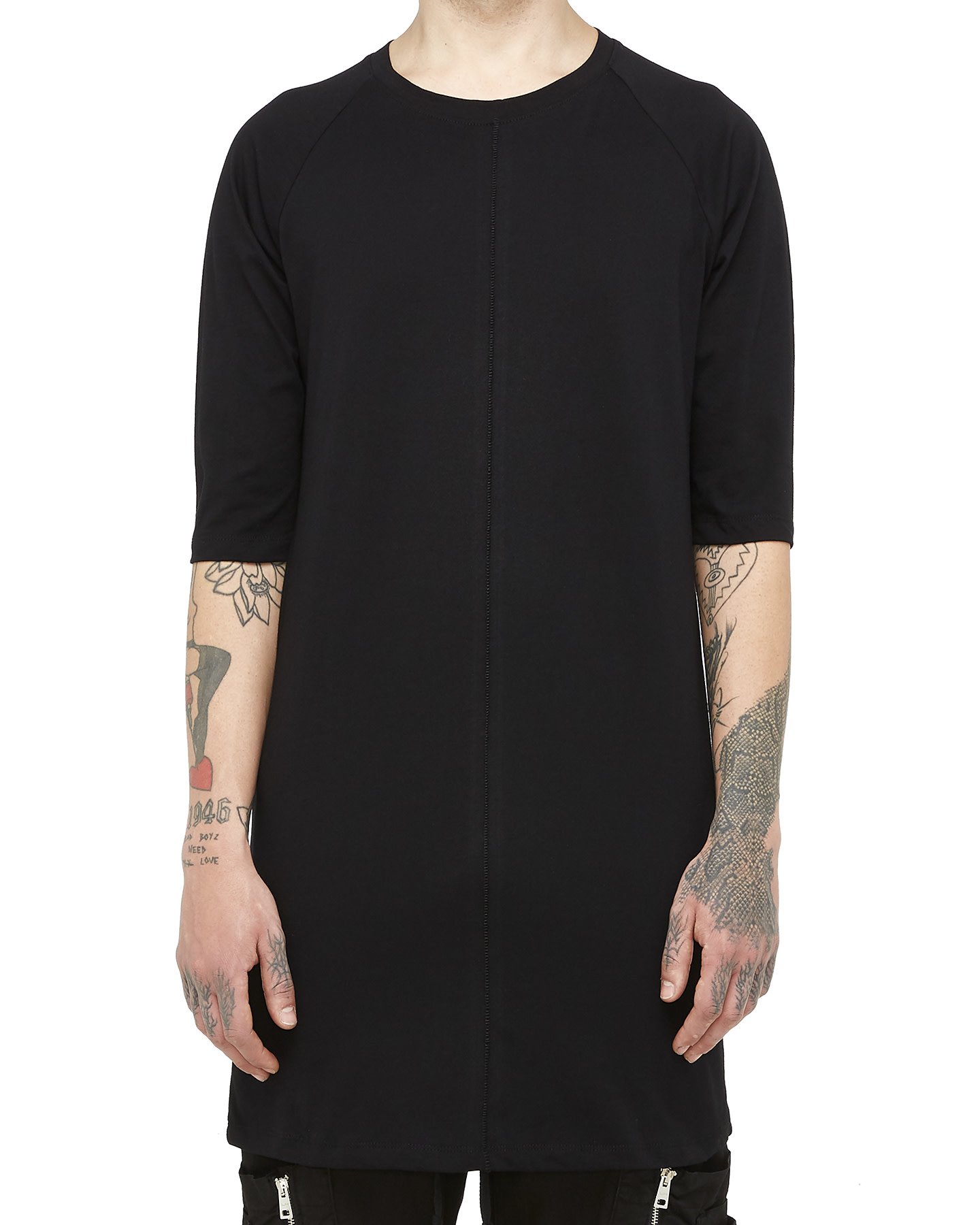 FITTED LONG COTTON T-SHIRT- BLACK