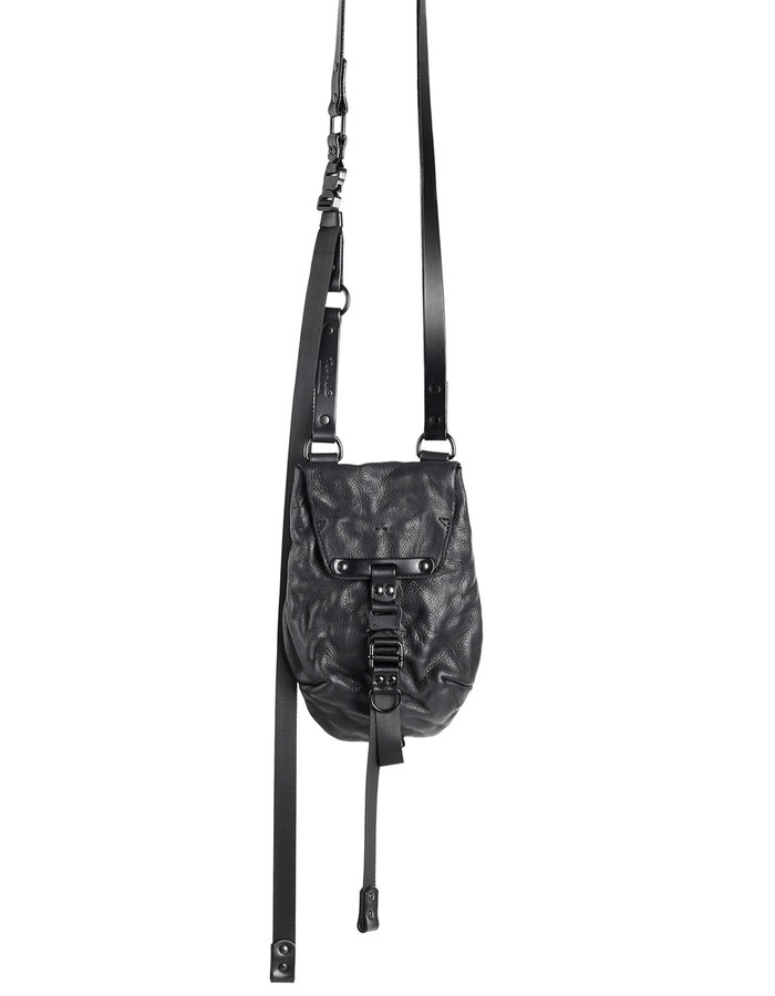 TEO + NG RYO LEATHER SHOULDER BAG - BLACK