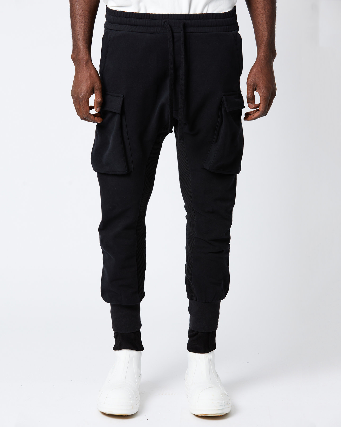 STRETCH COTTON DOUBLE CUFF CARGO JOGGER - BLACK - Shop Untitled NYC