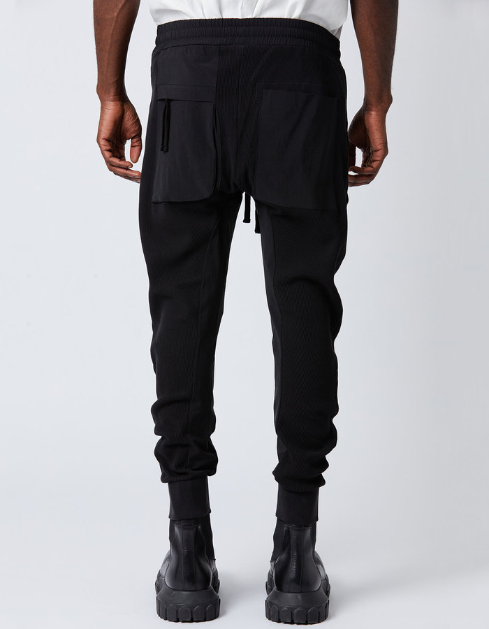 THOM KROM ZIP POCKET WAFFLE KNIT FITTED JOGGER - BLACK