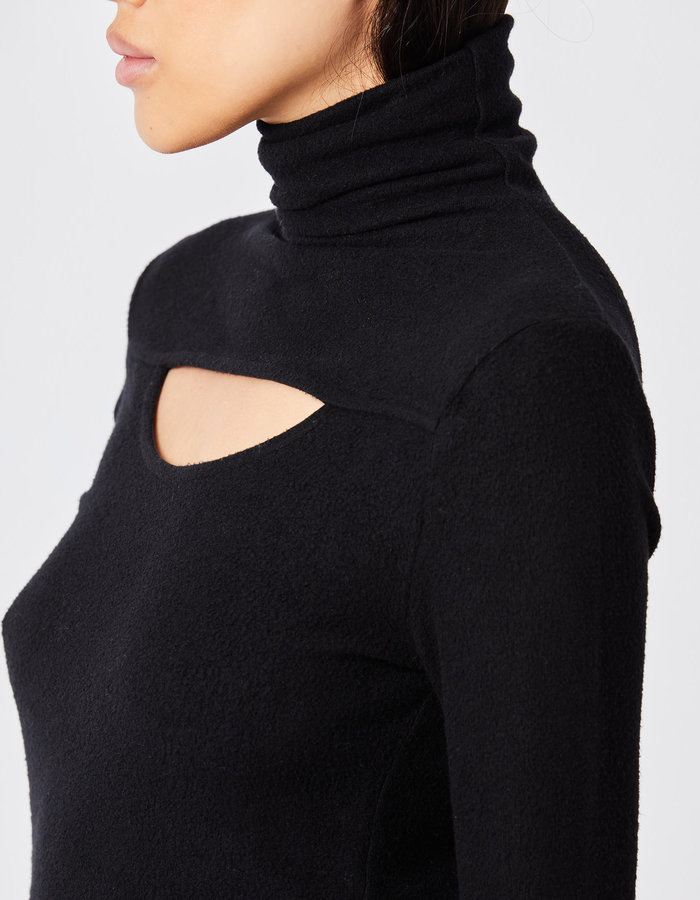 THOM KROM COZY VISCOSE HIGH NECK CUT-OUT TOP - BLACK