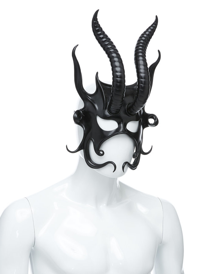 CECILIO LEATHER DESIGNS BIG HORNED MASK W/ FLAME