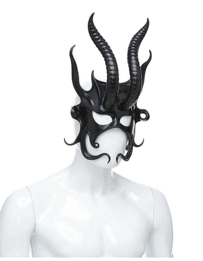 CECILIO LEATHER DESIGNS BIG HORNED MASK W/ FLAME