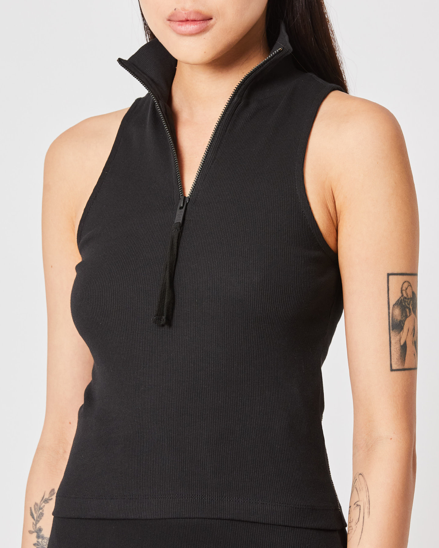 FITTED HIGH NECK ZIP FRONT SLEEVELESS TOP