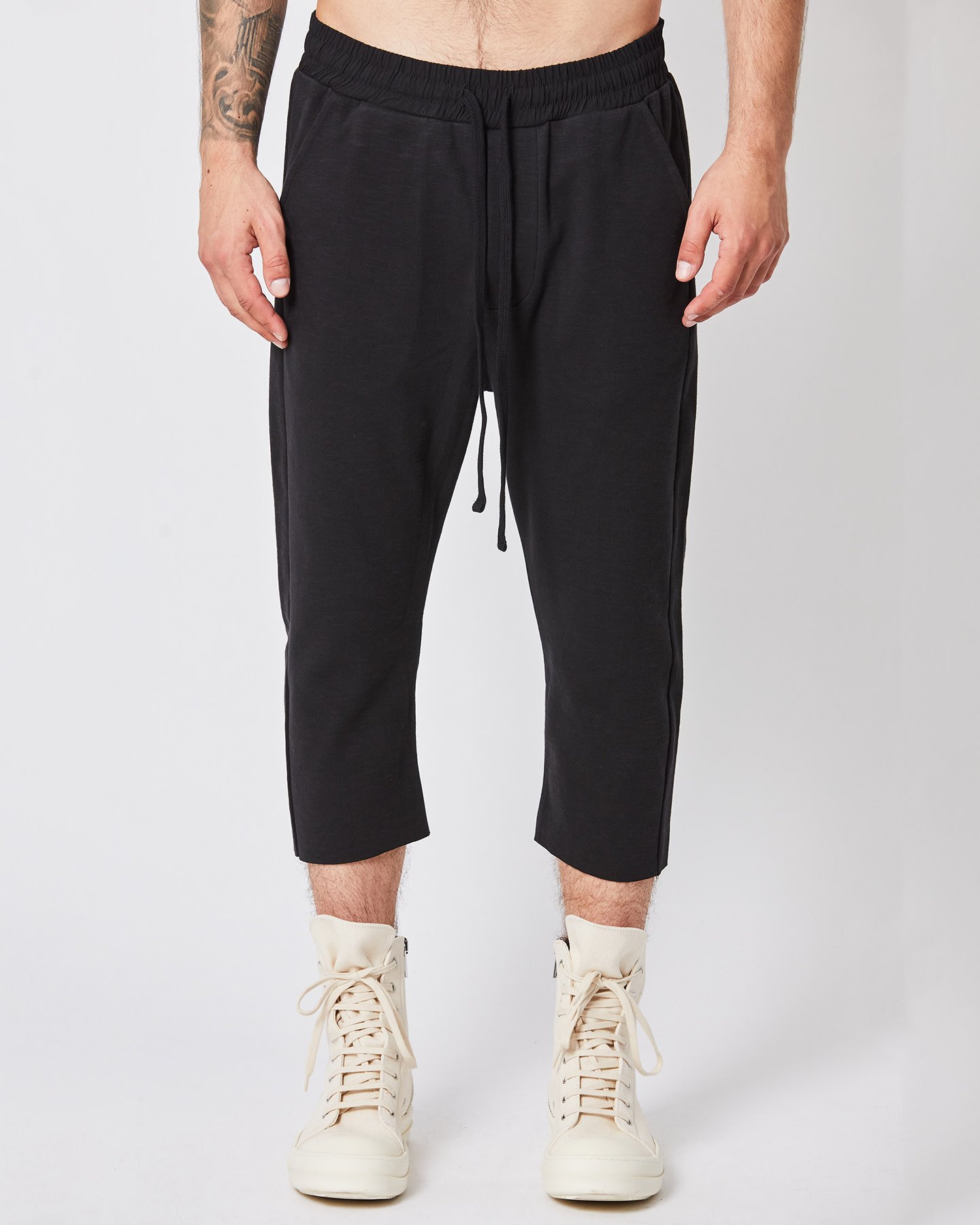 STRETCH COTTON RELAXED CROPPED PANT