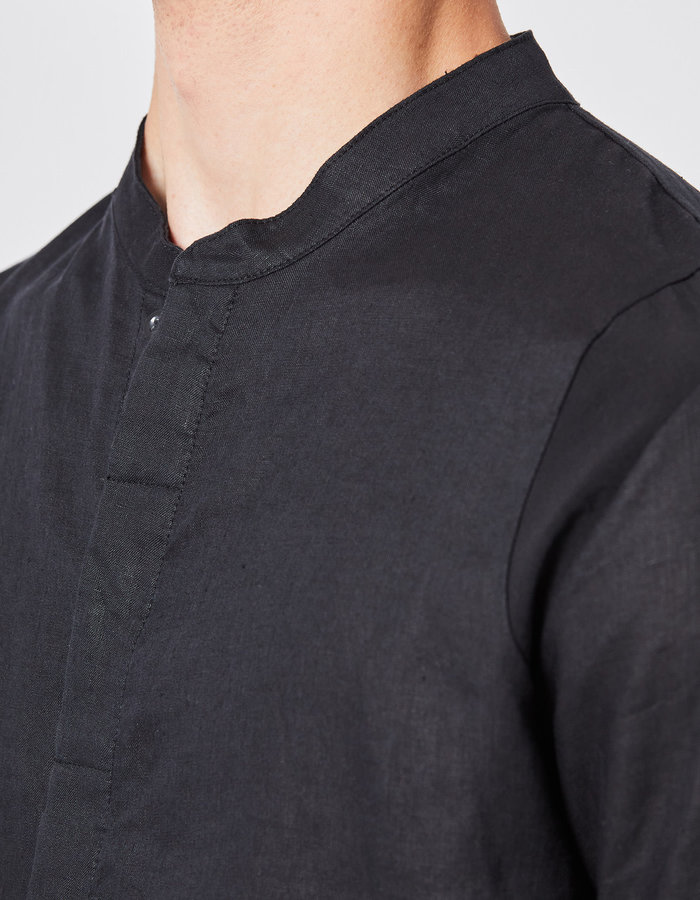 THOM KROM CUFFED LINEN SHORT SLEEVE MANDARIN SHIRT - BLACK