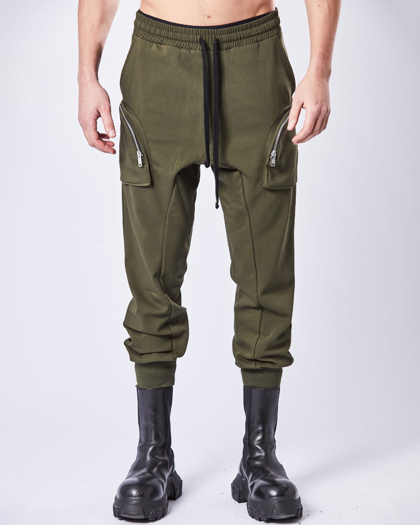 STRETCH COTTON 3D POCKET CARGO JOGGERS - HUNT GREEN