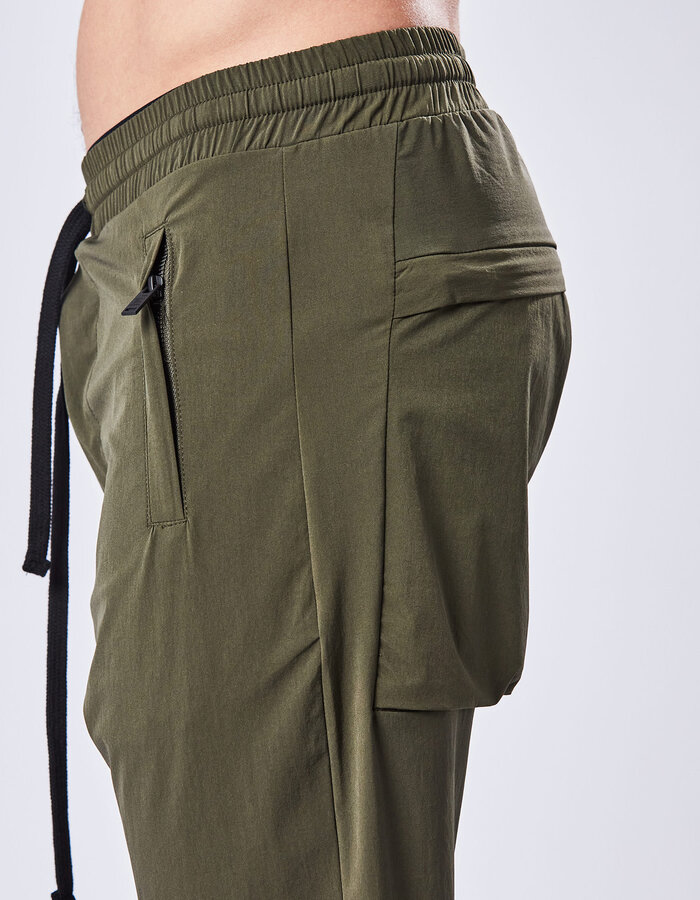 THOM KROM HYPERSTRETCH NYLON DROP CROTCH JOGGER - HUNT GREEN