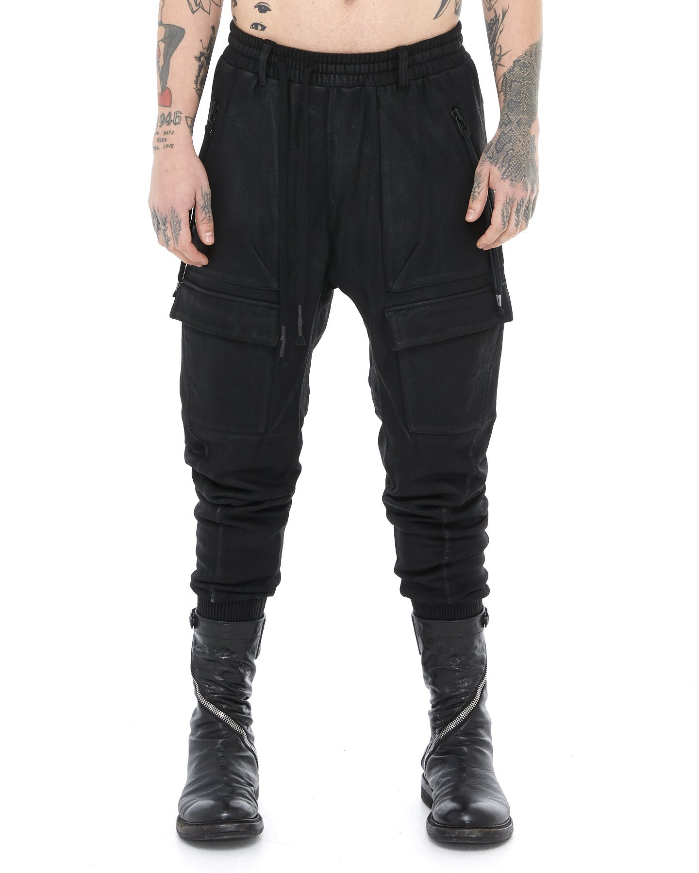 UNTWISTED FLEECE LINED COATED TAPERED JOGGER