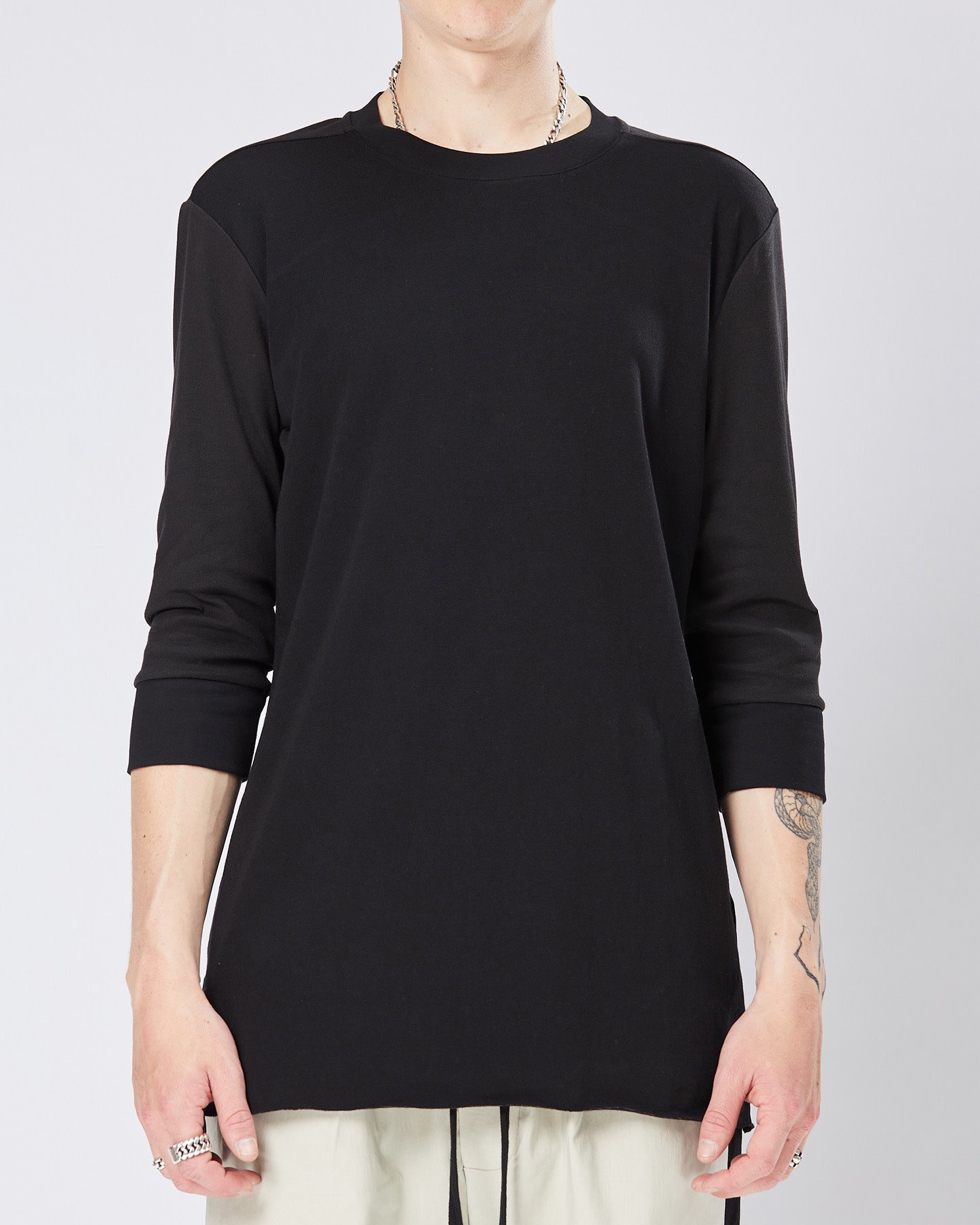COTTON & MODAL 3/4 T-SHIRT WITH RIBBED ARM - BLACK