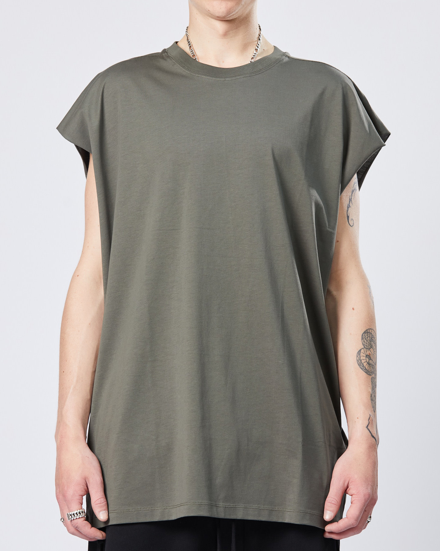 OVERSIZED CUT-OFF COTTON T-SHIRT- IVY