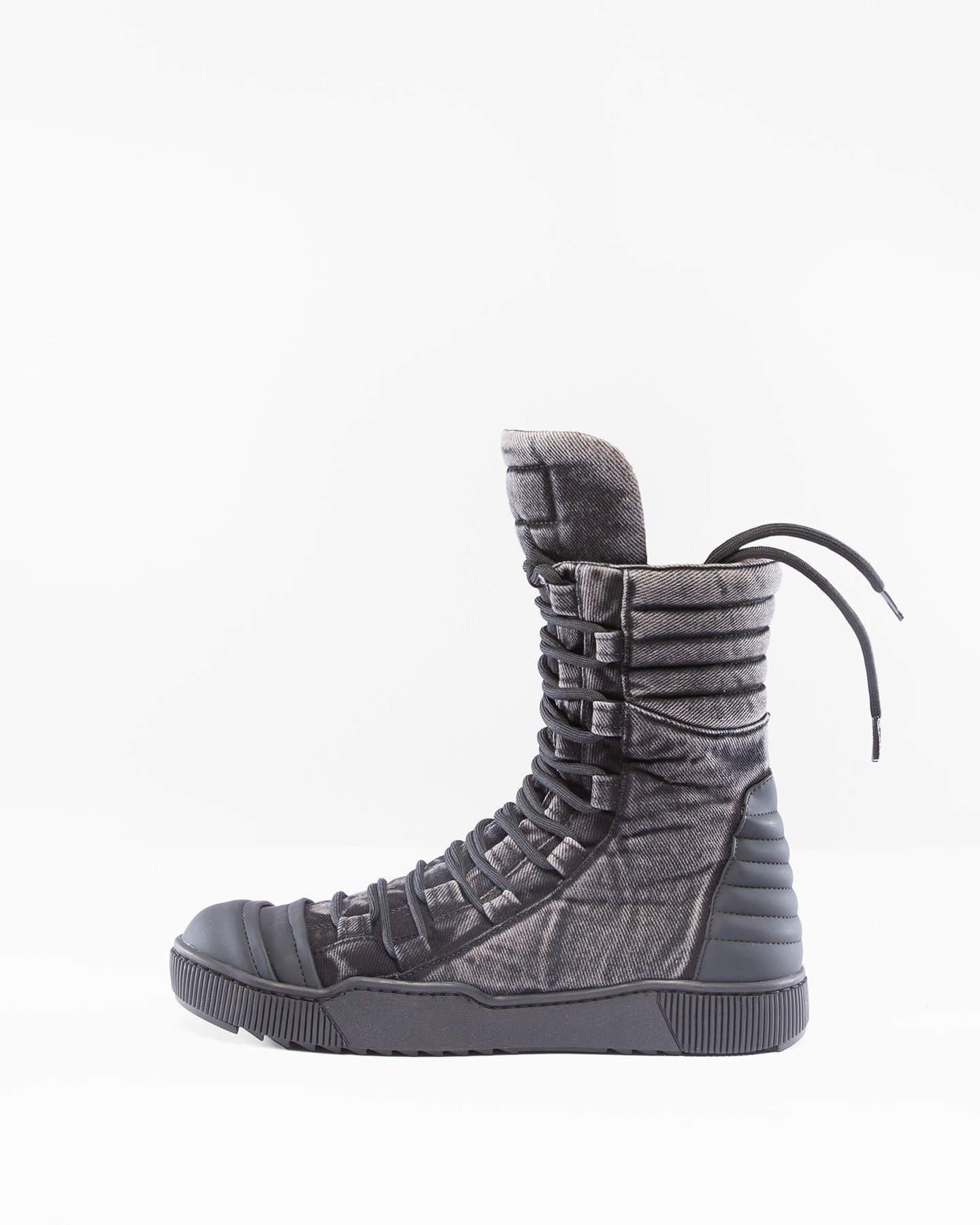 HIGH TOPS REBEL M