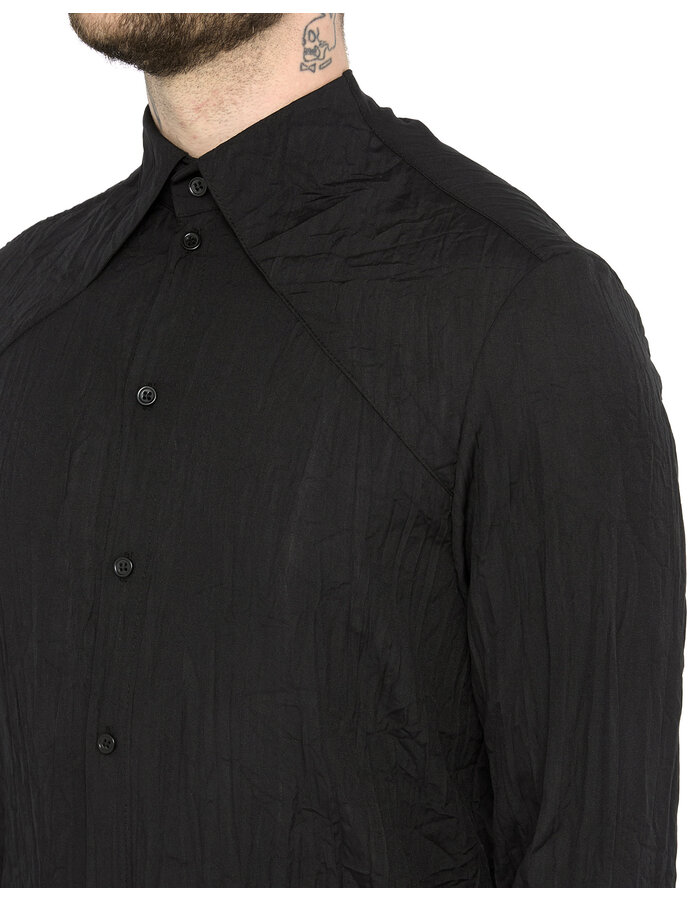 SANDRINE PHILIPPE CRINKLED SHIRT WITH INTEGRATED COLLAR - BLACK
