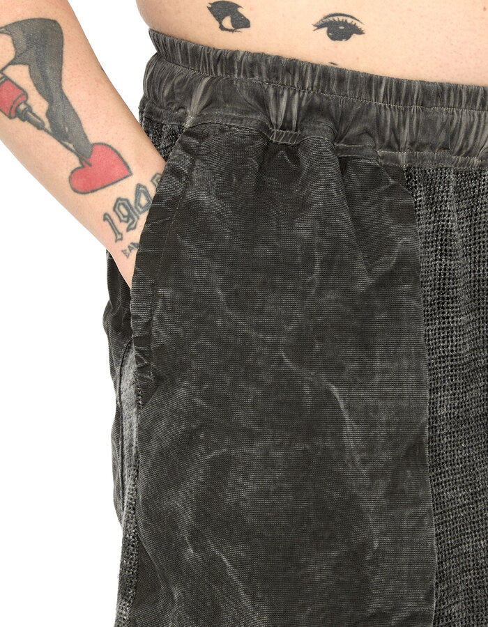 69 BY ISAAC SELLAM PATCH POCKET LINEN MESH SHORTS - LEAD