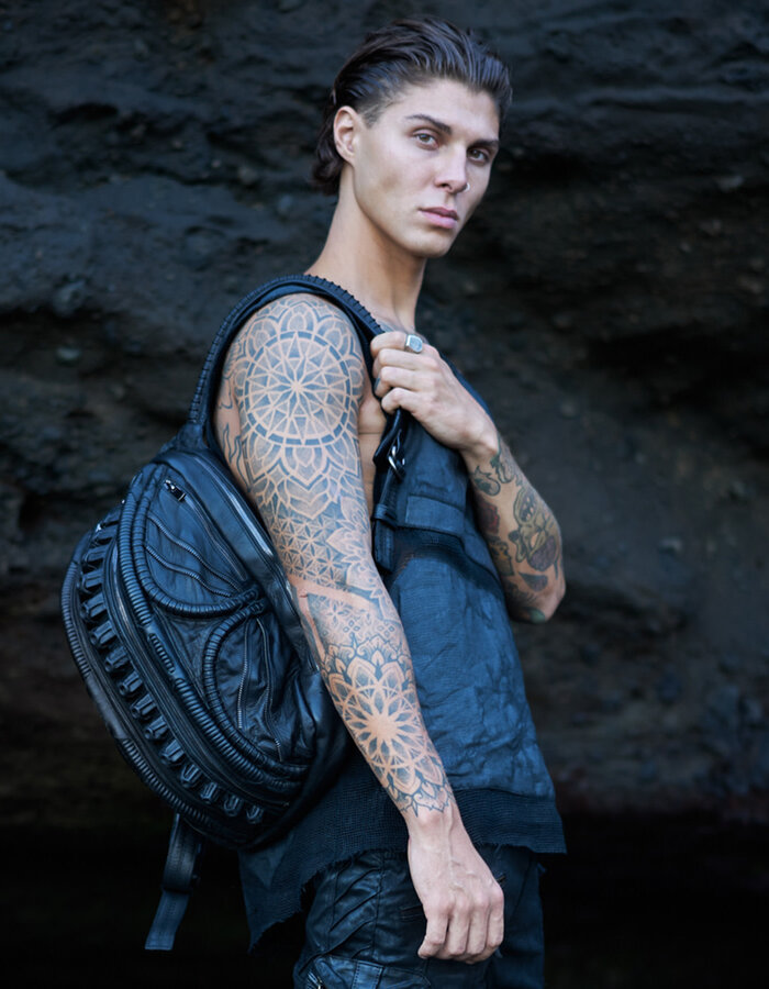 SYZMIC STUDIO HYLO VERTEBRAL SPINE LEATHER BACKPACK