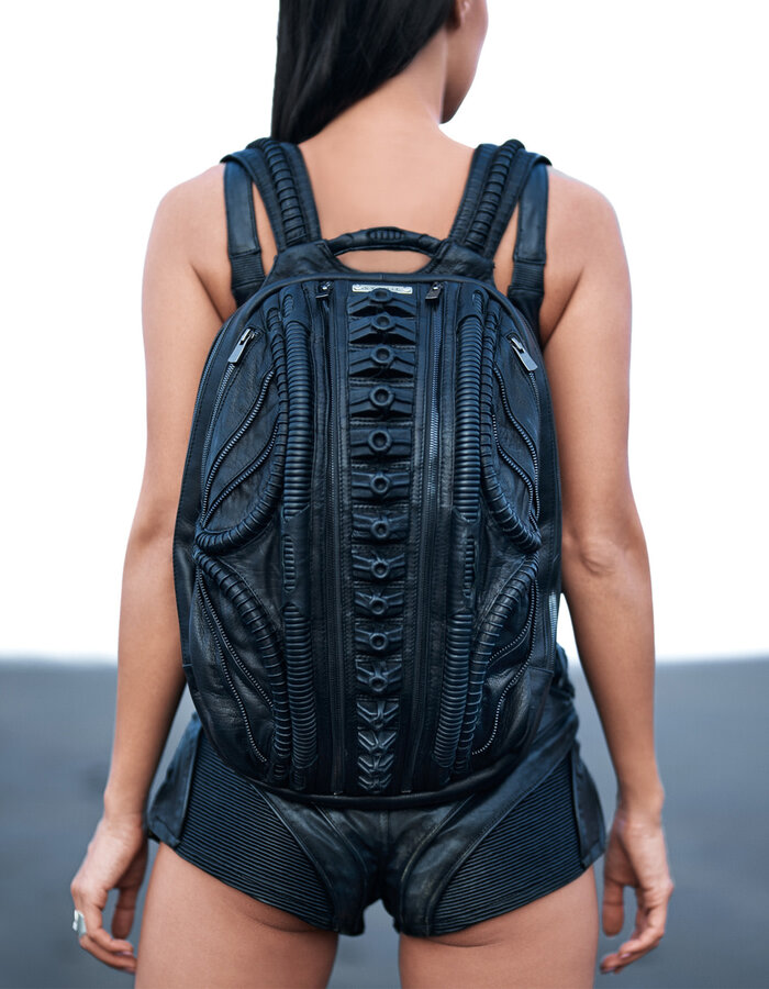 SYZMIC STUDIO HYLO VERTEBRAL SPINE LEATHER BACKPACK