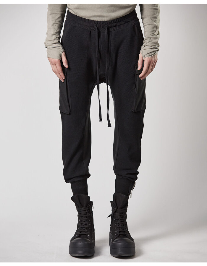 THOM KROM MINI POCKET STRETCH COTTON WAFFLE CARGO JOGGER - BLACK