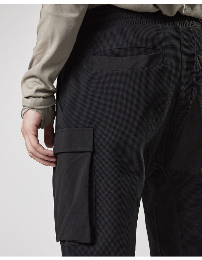 THOM KROM MINI POCKET STRETCH COTTON WAFFLE CARGO JOGGER - BLACK