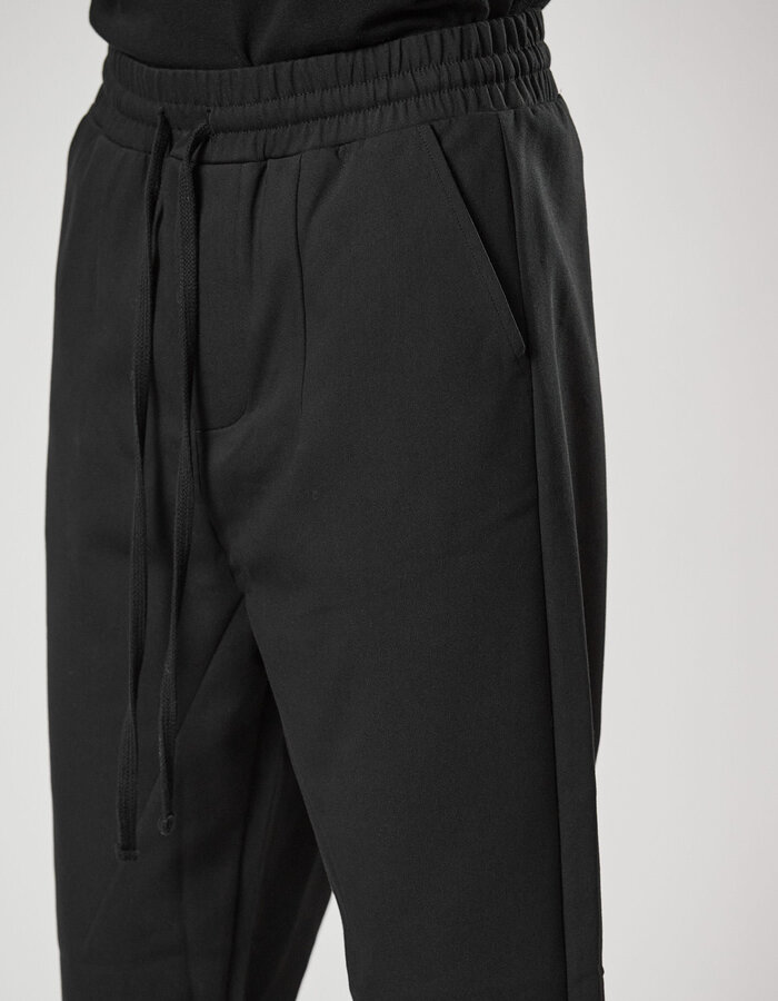 THOM KROM LOW CROTCH CROPPED TROUSERS WITH CUFFED HEM