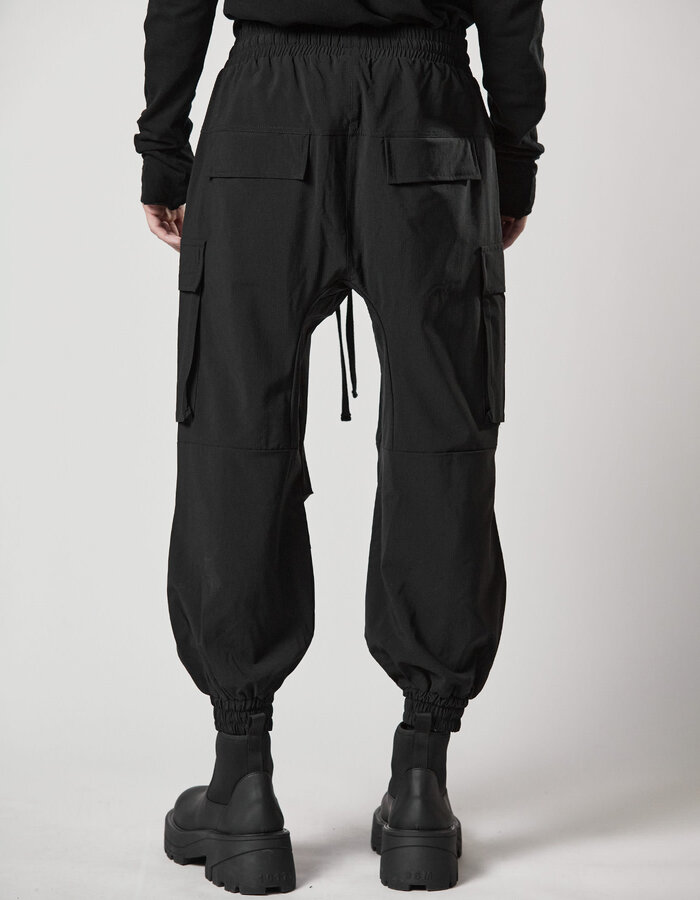 THOM KROM STRETCH NYLON RIP-STOP CARGO JOGGERS - BLACK