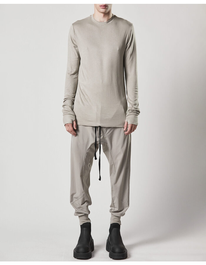 THOM KROM HYPER-STRETCH NYLON DARTED JOGGER - MOONBEAM
