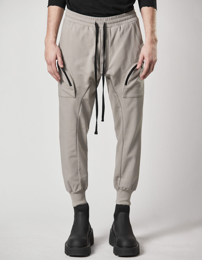 THOM KROM CURVE ZIP POCKET FITTED CARGO JOGGER - MOONBEAM