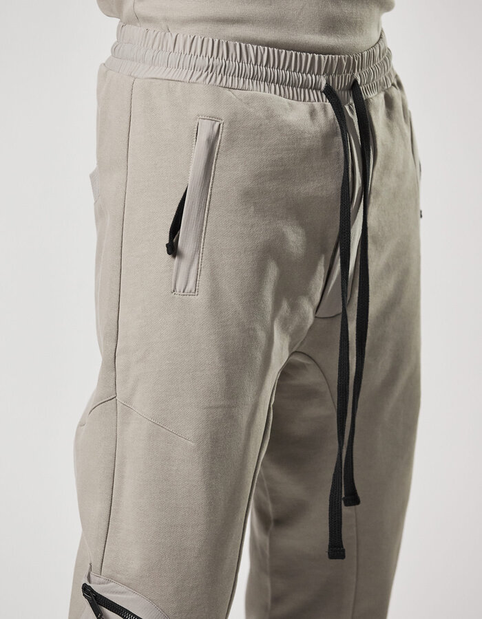 THOM KROM COTTON JOGGER WITH RIP-STOP NYLON 3D POCKET - MOONBEAM