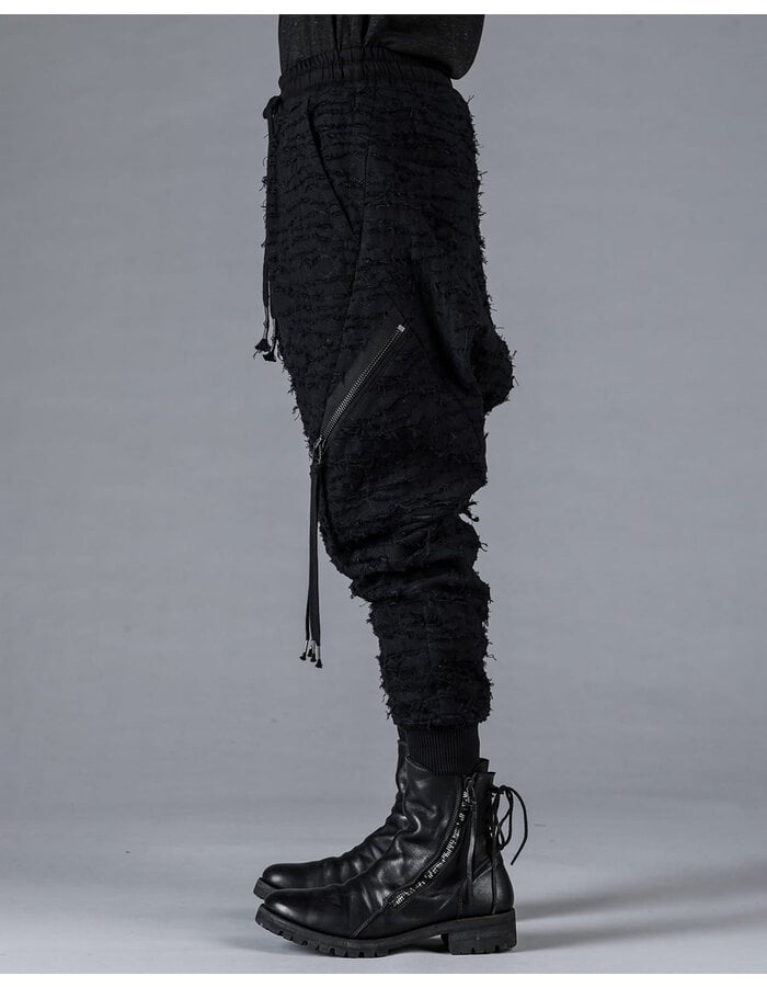 D. HYGEN COTTON VIYELLA DAMAGE QUILT LOW CROTCH JOGGER