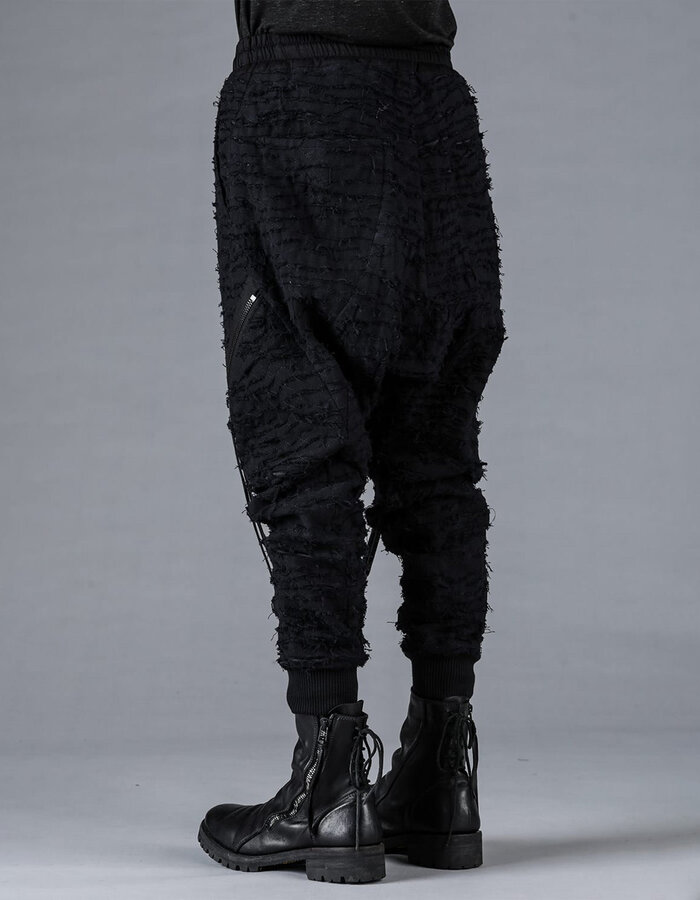 D. HYGEN COTTON VIYELLA DAMAGE QUILT LOW CROTCH JOGGER