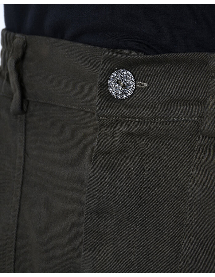 LA HAINE INSIDE US STRETCH DENIM MULTI POCKET CARGO JEANS - GREEN