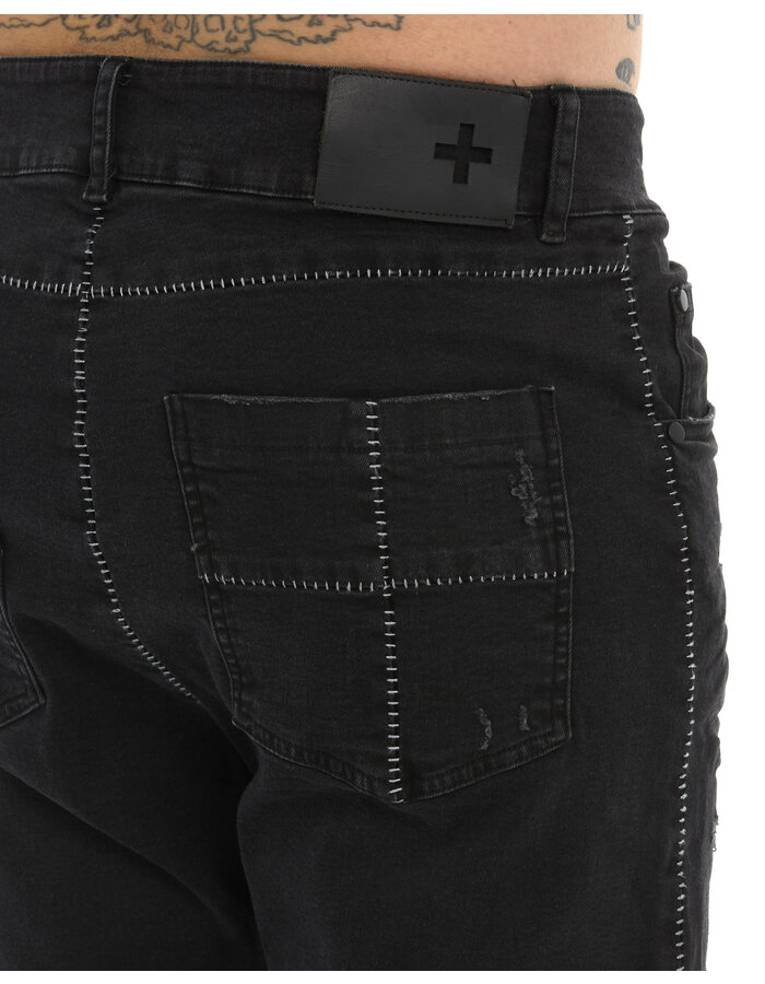 MD75 DISTRESSED STRAIGHT LEG JEANS